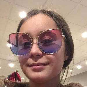 Meet your Posher, Elisabeth